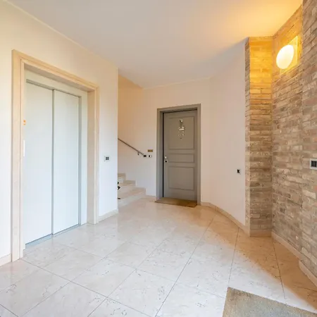 Balbi8 Apartman Parma