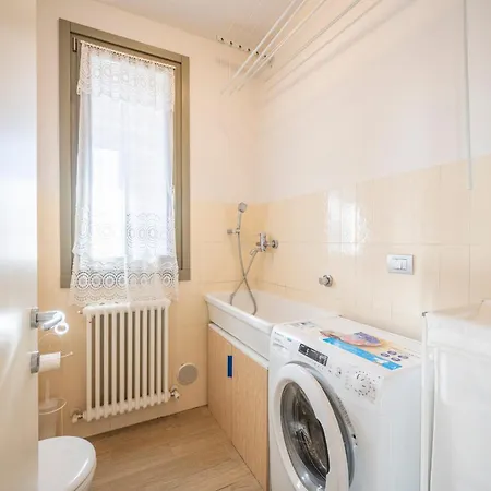 Balbi8 Apartman Parma